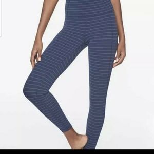 Athleta powervita 7/8 ankle striped blue leggings
